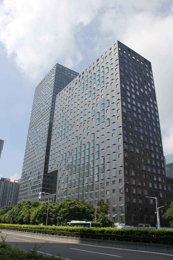 亚美国际装饰公司承建的中广核大厦幕墙工程竣工验收