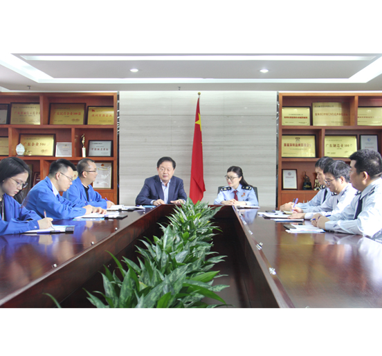 深圳市南山区税务局党委委员、总会计师熊艳一行莅临亚美国际集团座谈交流