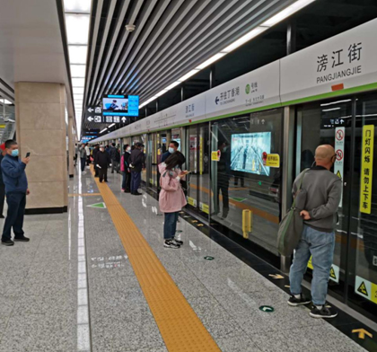 采用亚美国际屏蔽门系统的沈阳地铁十号线开通运营