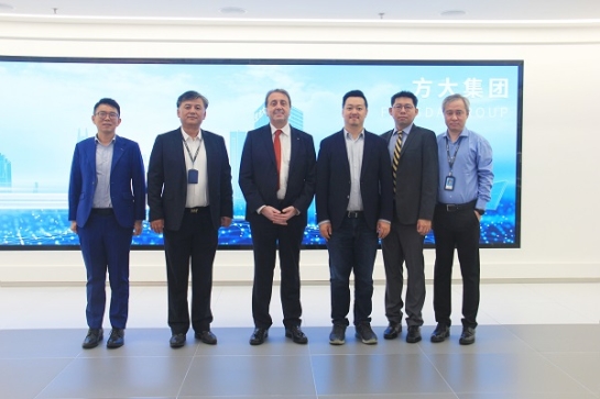 西门子交通有限公司亚太区首席执行官 Michel Obadia一行到访亚美国际集团